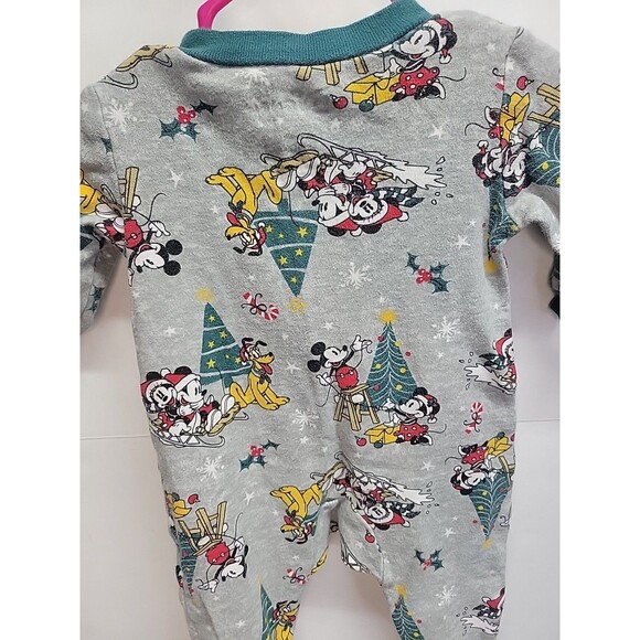 Disney baby 1 Piece Sleeper Baby 0-3 Months Mickey Mouse Pluto Dog Christmas - Picture 6 of 8
